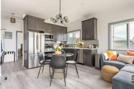 Amazing Ocean View - Luxury Manhattan Beach 1 Bedroom - Parking Екстер'єр фото